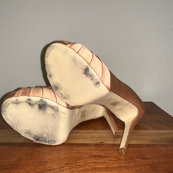 Lucho Satin Platform Heels - Picture 3 of 6
